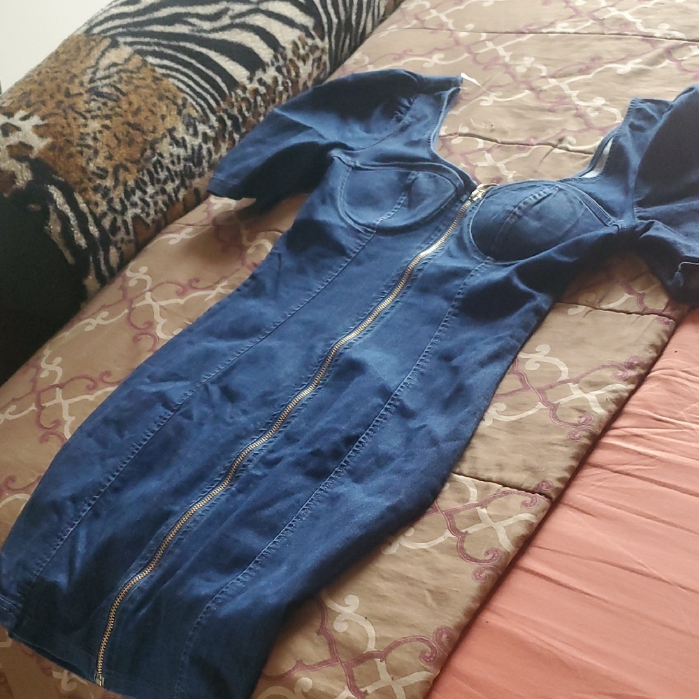 Denim Zip-Front Bodycon Dress in Dark Blue, Denim Dress. Super Cute! Worn Once